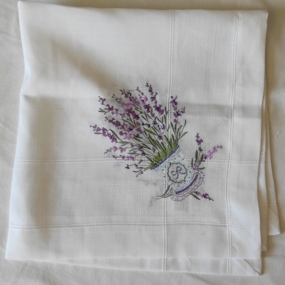 Obrus vyšívaný levanduľa 68560 85x85cm