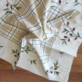 Obrus vyšívaný Olivy 1935 85x85cm