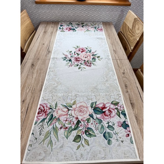Gobelínový obrus Šípková Ruženka 45x140cm