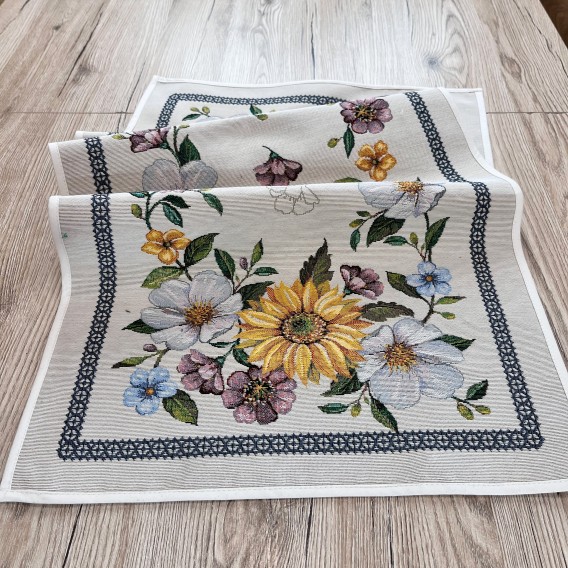 Gobelínový obrus Slnečnica v záhrade 40x100cm