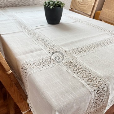 Obrus s krajkou biely 2603 130x170cm