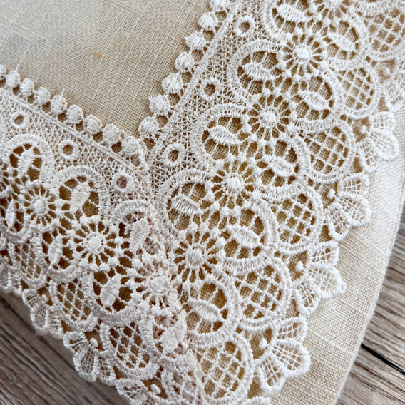 Obliečka na vankúš s krajkou biela 2603 40x40cm