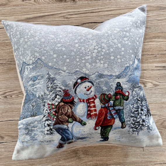 Gobelínová obliečka Stavanie snehuliaka  45x45cm