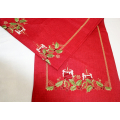 Vianočný vyšívaný obrus červený -  sviečky 5081 40x160cm