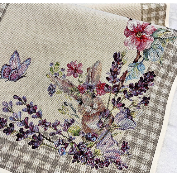 Gobelínový veľkonočný obrus Zajačiky v levanduli  40x100cm