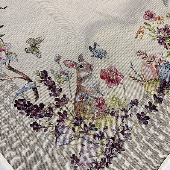 Gobelínový veľkonočný obrus Zajačiky v levanduli  100x100cm