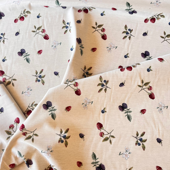 Gobelínový obrus na míru  Lesné plody