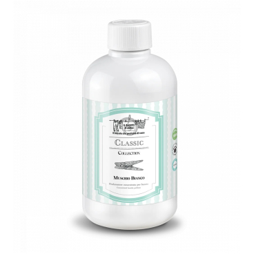 Biele pižmo: kvetinový a pižmový tón na obklopujúcom pozadí drevín, orchideí a citrusov