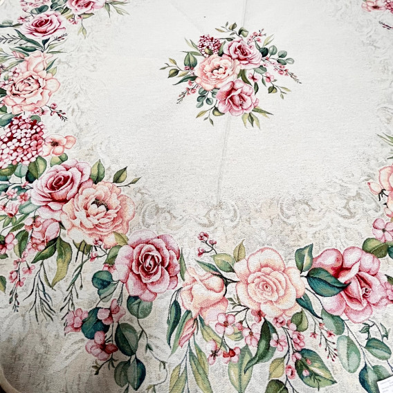 Gobelínový obrus Šípková Ruženka kolo 140cm