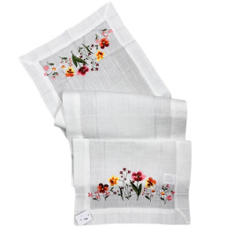 Vyšívaný ubrus bíly s květmi  5192 40x160cm