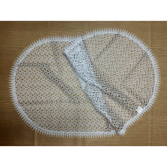 Krajkový ubrus bílí 058