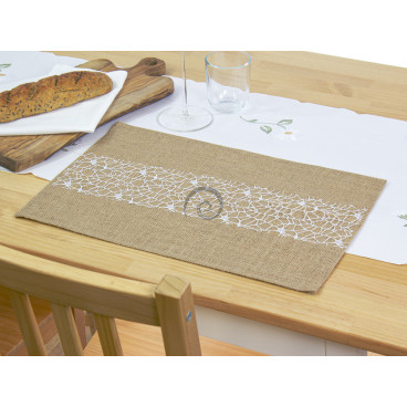 Přírodní prostíraní  9 30x45m