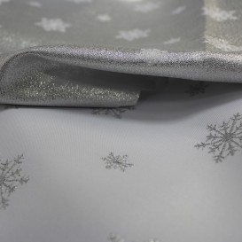 Vianočný obojstranný teflónový obrus Vločky