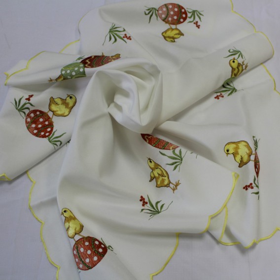 Vyšívaný obrus Žlté roztomilé kuriatka