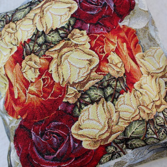 Gobelínová obliečka Tmavé barokové kvety 45x45cm