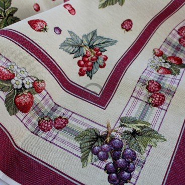 Gobelínový obrus Šťavnaté ovocie 100x100cm