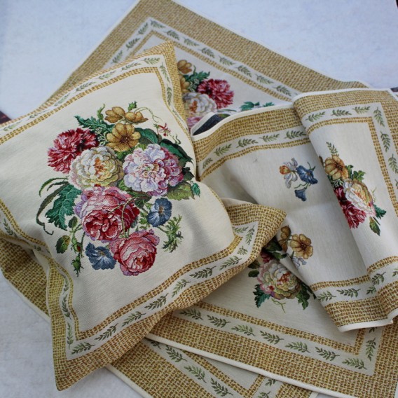 Gobelínový obrus Béžové barokové kvety 40x100cm