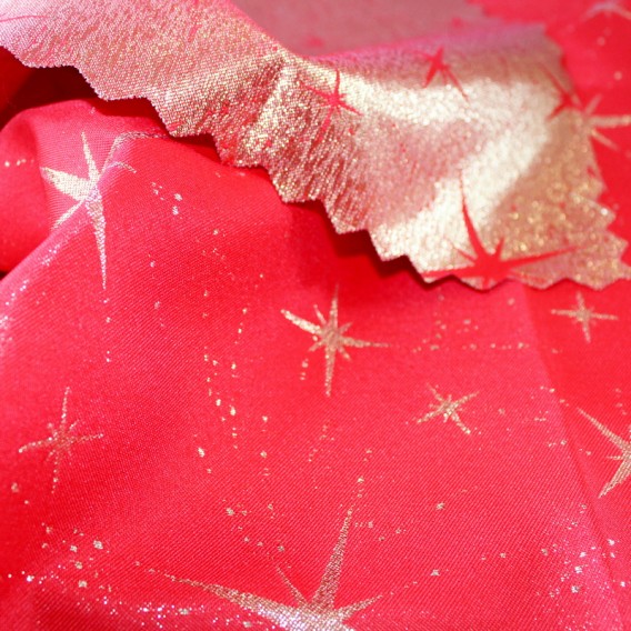 Obojstranný teflónový obrus Veľké Hviezdy červeno/zlatý